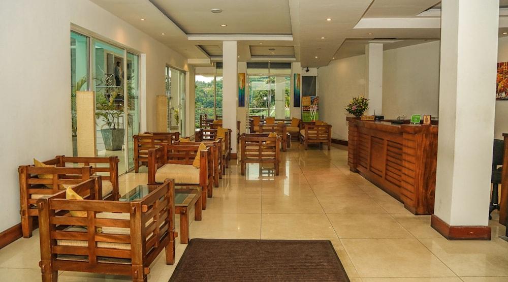Senani Hotel Канді Екстер'єр фото