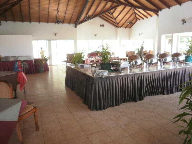 Senani Hotel Канді Екстер'єр фото