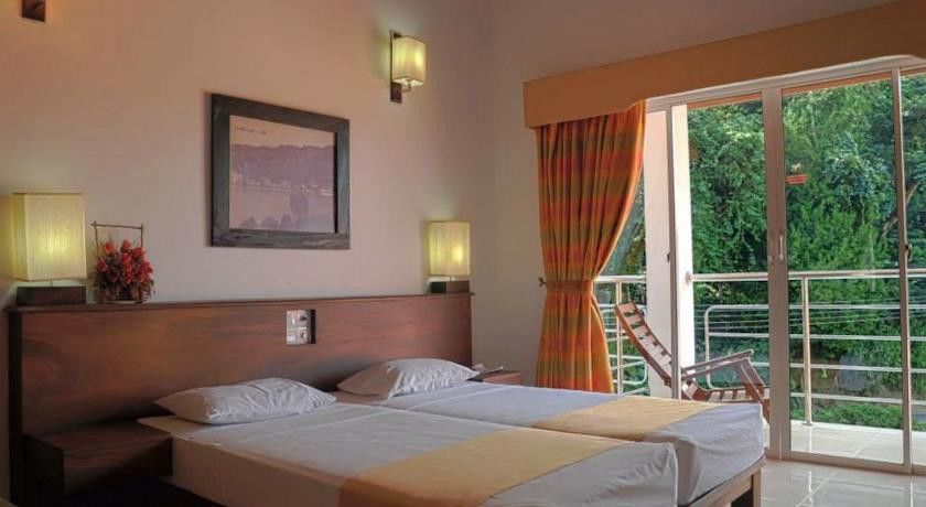 Senani Hotel Канді Екстер'єр фото