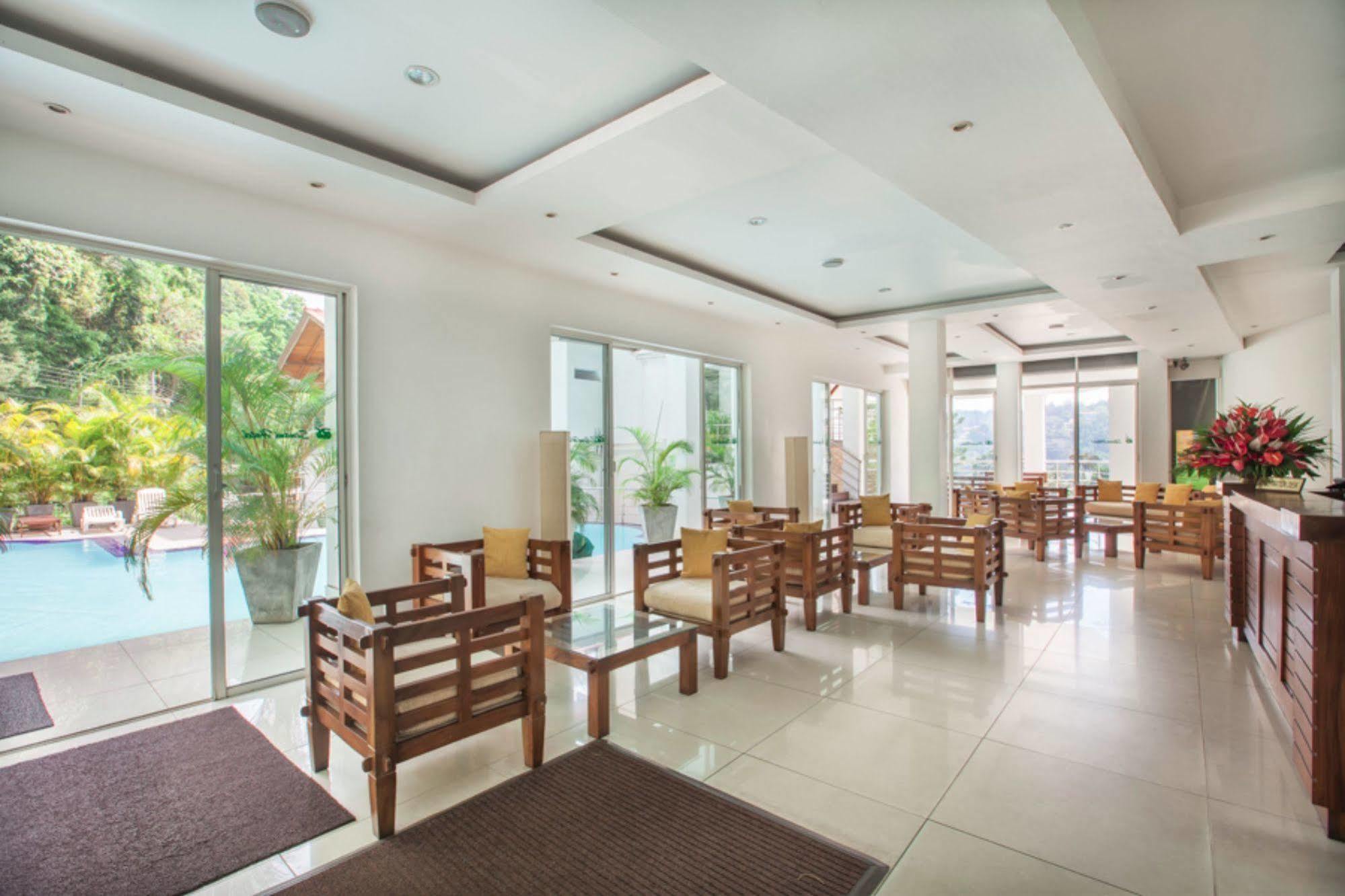 Senani Hotel Канді Екстер'єр фото